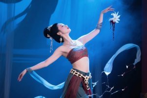 AI还原12位女花神影视实拍风格图像(附AI绘图提示词)